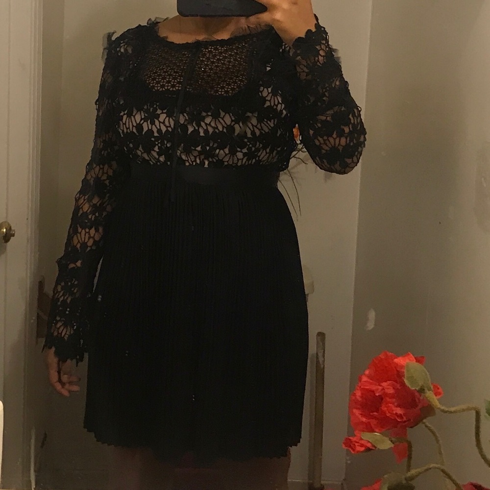 Dolce & Gabbana Lace Dress - Picture 6 of 6